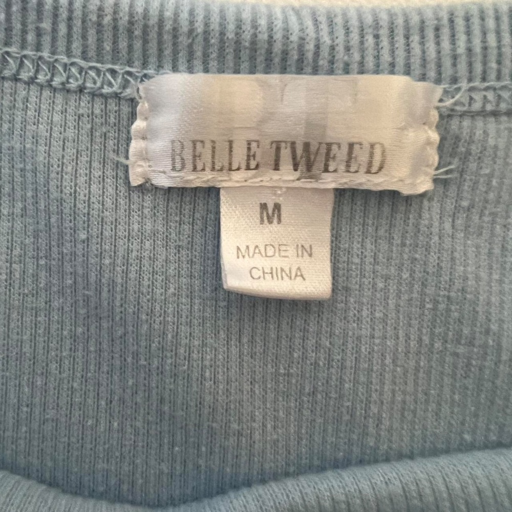 Blue t-shirt with embroidered butterfly - Picture 3 of 3